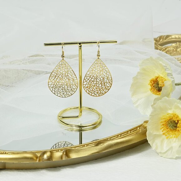 Women's Gold Teardrop Plated Leaf Handmade Filigree Drop Dangle Earrings - Picture 3 of 7